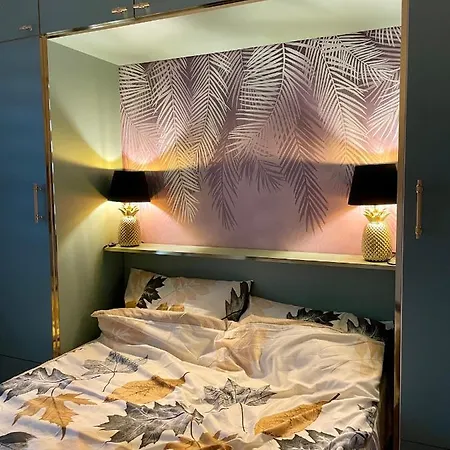 La * زلاتيبور