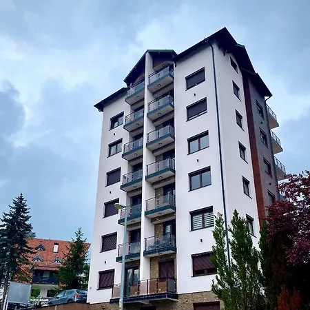 La Apartment